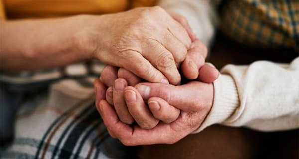 حفظ کرامت سالمندان به درمان و کاهش افسردگی و اضطراب سالمندان کمک می کند