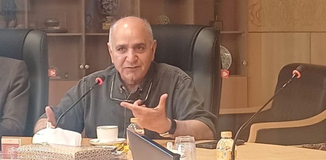 مدیران باید برای حل مشکلات مناطق محروم تلاش بیشتری کنند