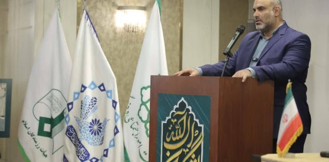 جشن‌های آل‌الله سبک نوین وحدت اجتماعی است معاون اجتماعی شهرداری تهران در همایش ستایشگران آل‌الله بر ضرورت پاسداشت هیئت‌ها و طراحی جشن‌های دینی تأکید کرد و آن را «فناوری اجتماعی بومی» خواند.