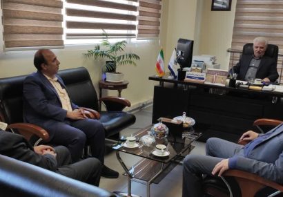 دیدار مدیر درمان تامین اجتماعی البرز با دبیر اجرایی خانه کارگر کرج: تمرکز بر اجرای نظام ارجاع و خدمات رایگان درمانی برای جامعه کارگری