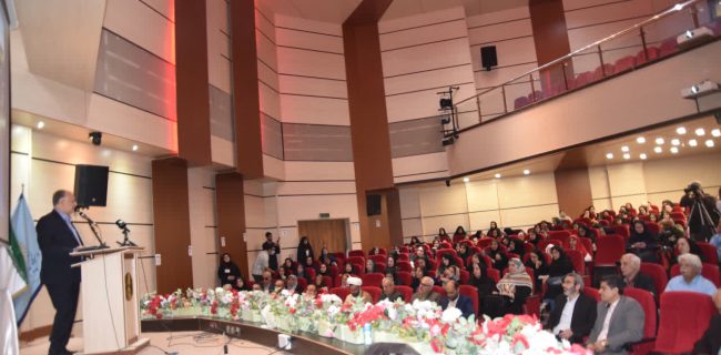 همایش بزرگداشت روز کرج با موضوع «نقش دانشگاه‌ها و مؤسسات آموزش عالی در توسعه و هویت‌بخشی شهر کرج» برگزار شد